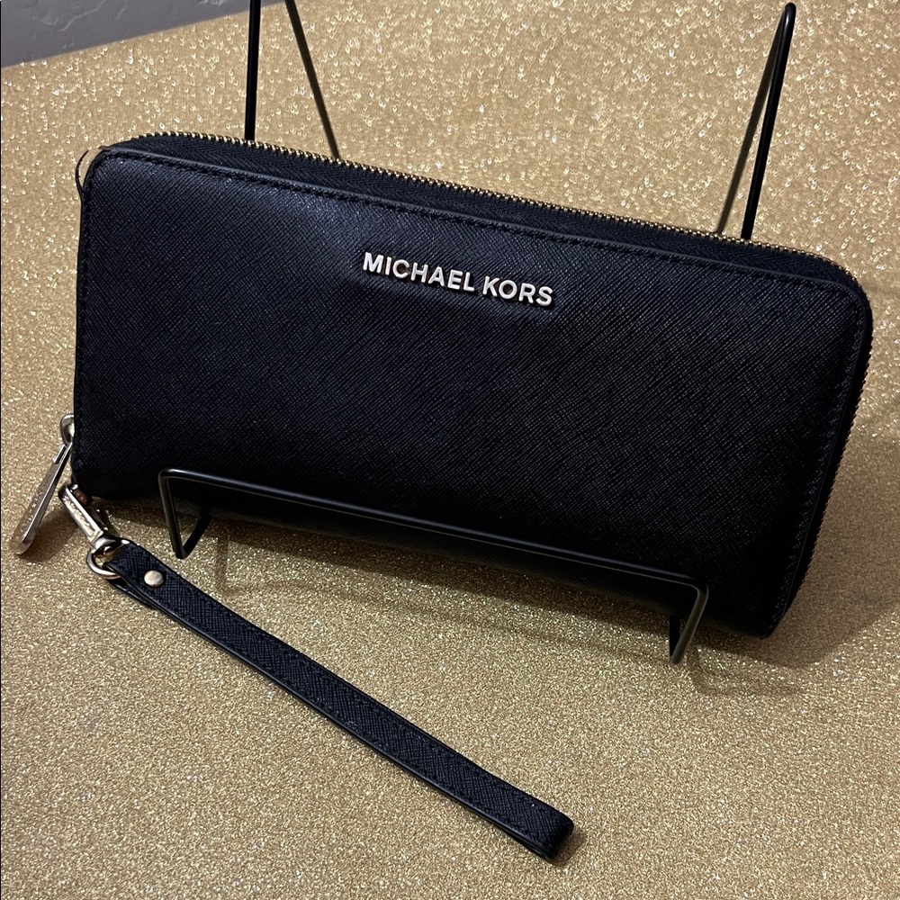 Used Michael Kors Black Saffiano Leather Continental Zip-Around Wristlet Wallet
